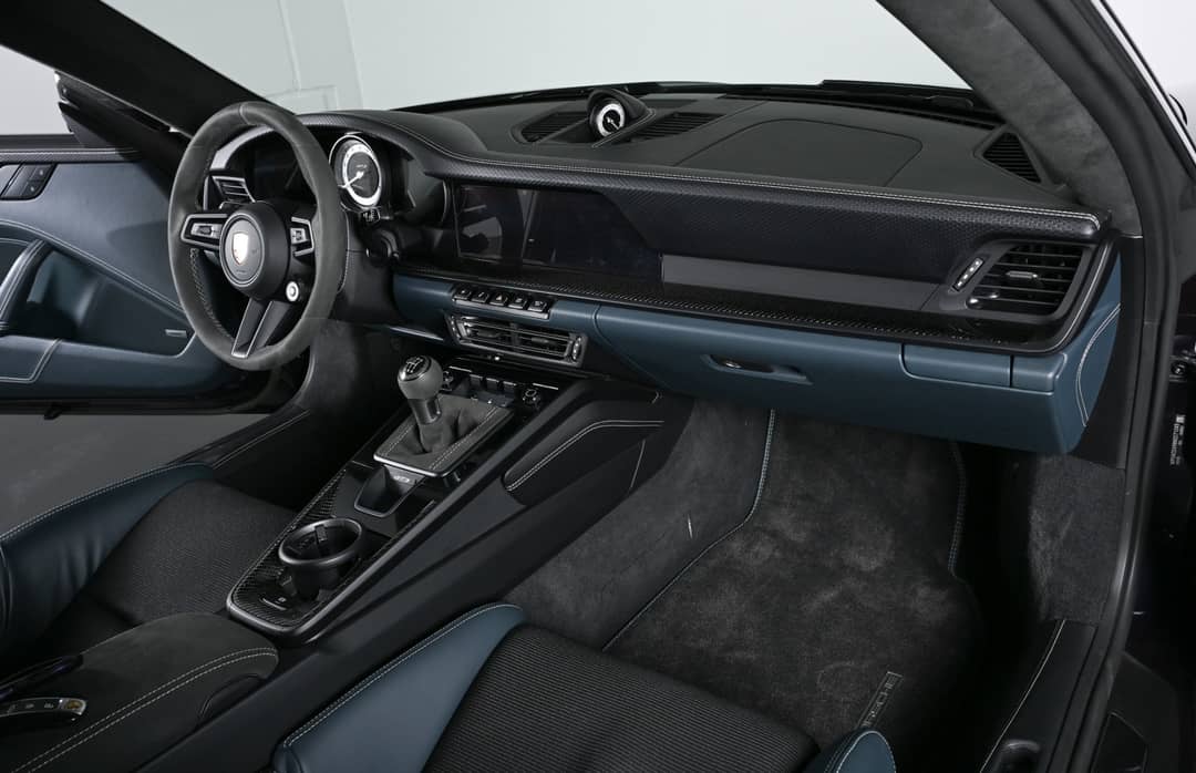 2022 Porsche 911 GT3 Touring — photo 5