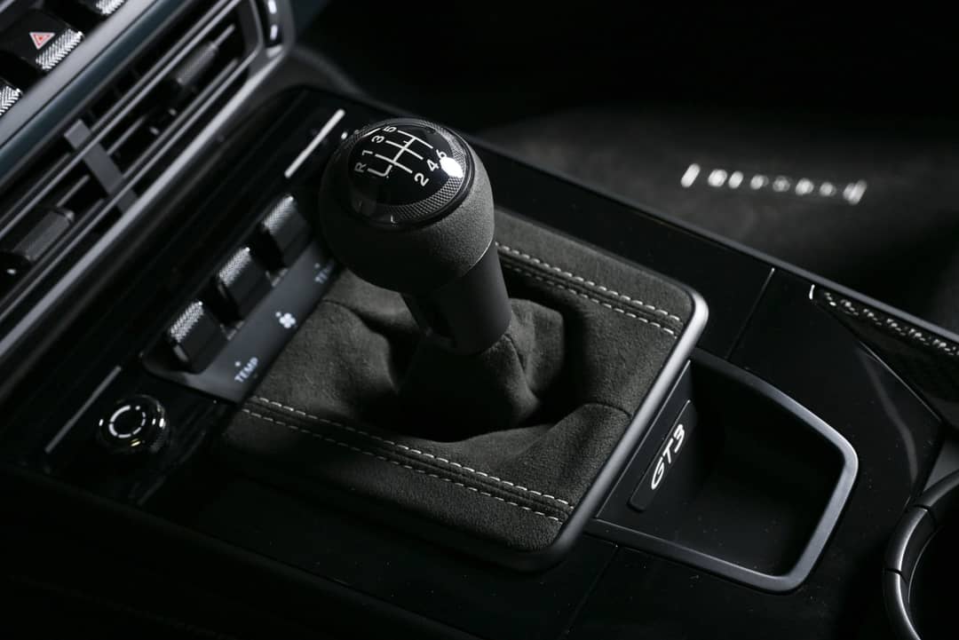 2022 Porsche 911 GT3 Touring — photo 7
