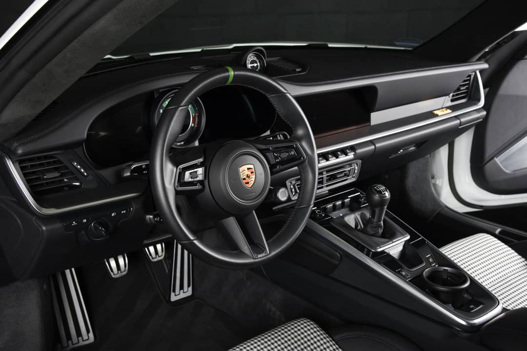2023 Porsche 911 Sport Classic — photo 4