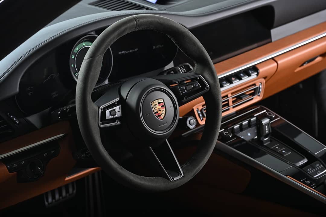 2023 Porsche 911 Turbo S — photo 16