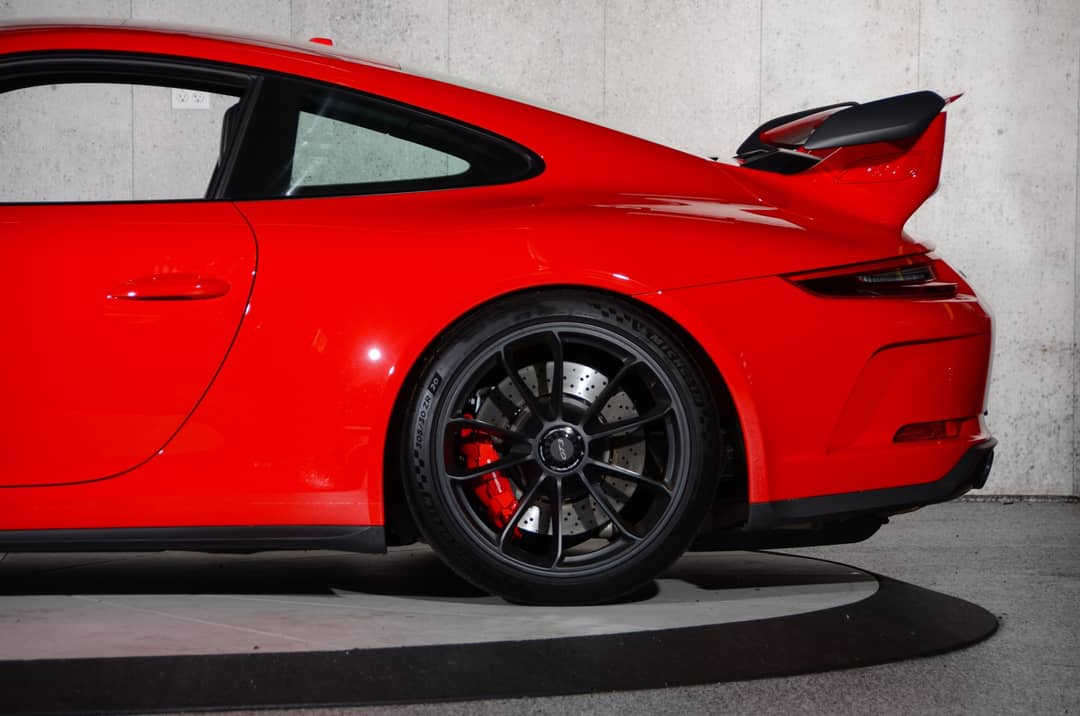 2018 Porsche 911 GT3 — photo 16