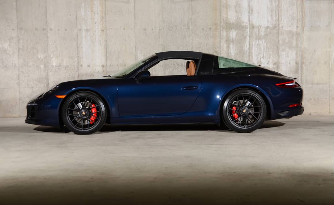 2018 Porsche 911 Targa 4 GTS — photo 28
