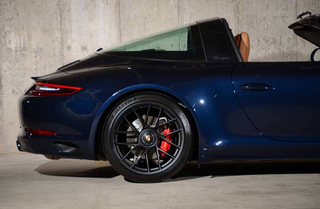 2018 Porsche 911 Targa 4 GTS — photo 4