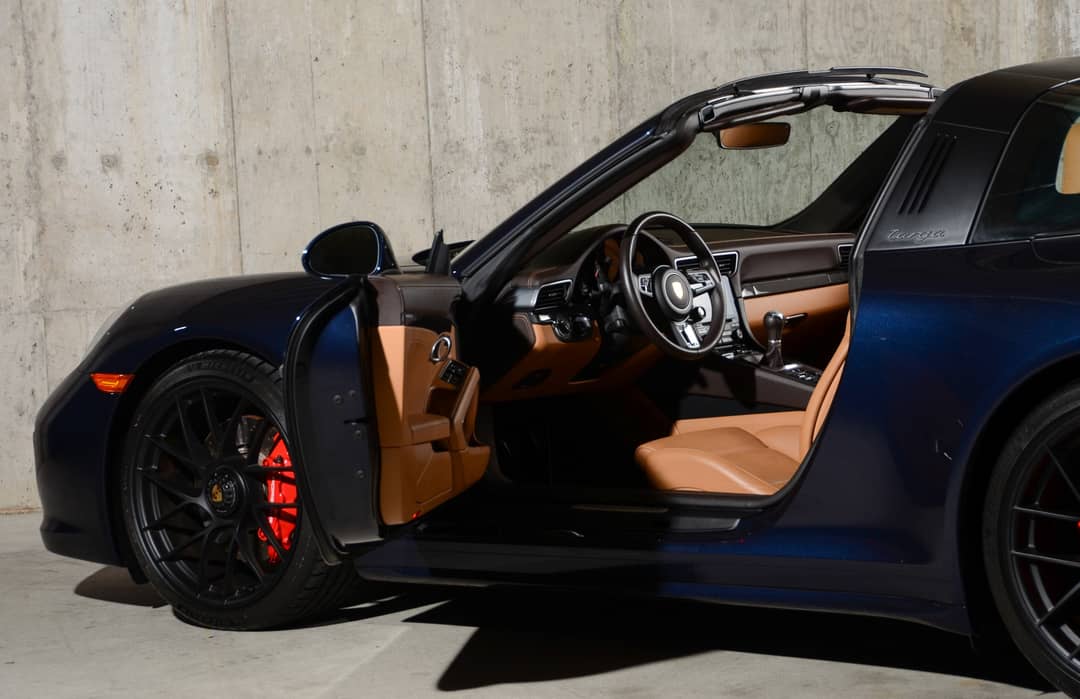 2018 Porsche 911 Targa 4 GTS — photo 37