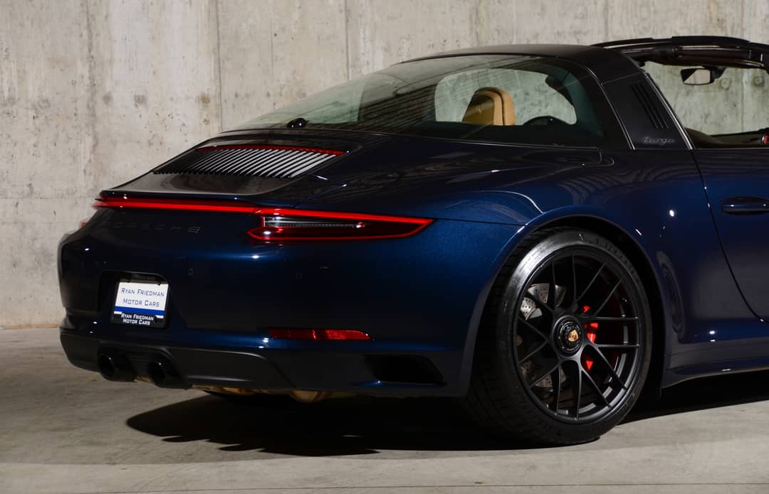 2018 Porsche 911 Targa 4 GTS — photo 56