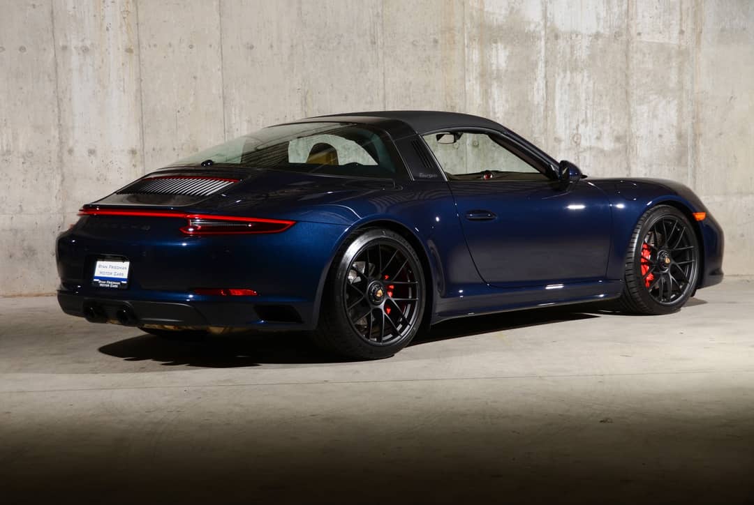 2018 Porsche 911 Targa 4 GTS — photo 59