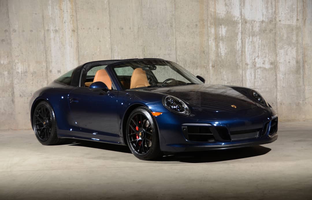 2018 Porsche 911 Targa 4 GTS — photo 9