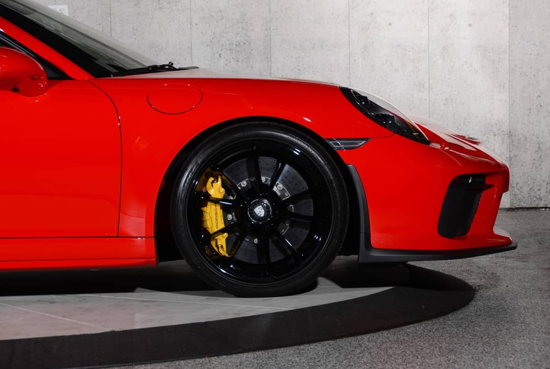 2018 Porsche 911 GT3 Touring — photo 3