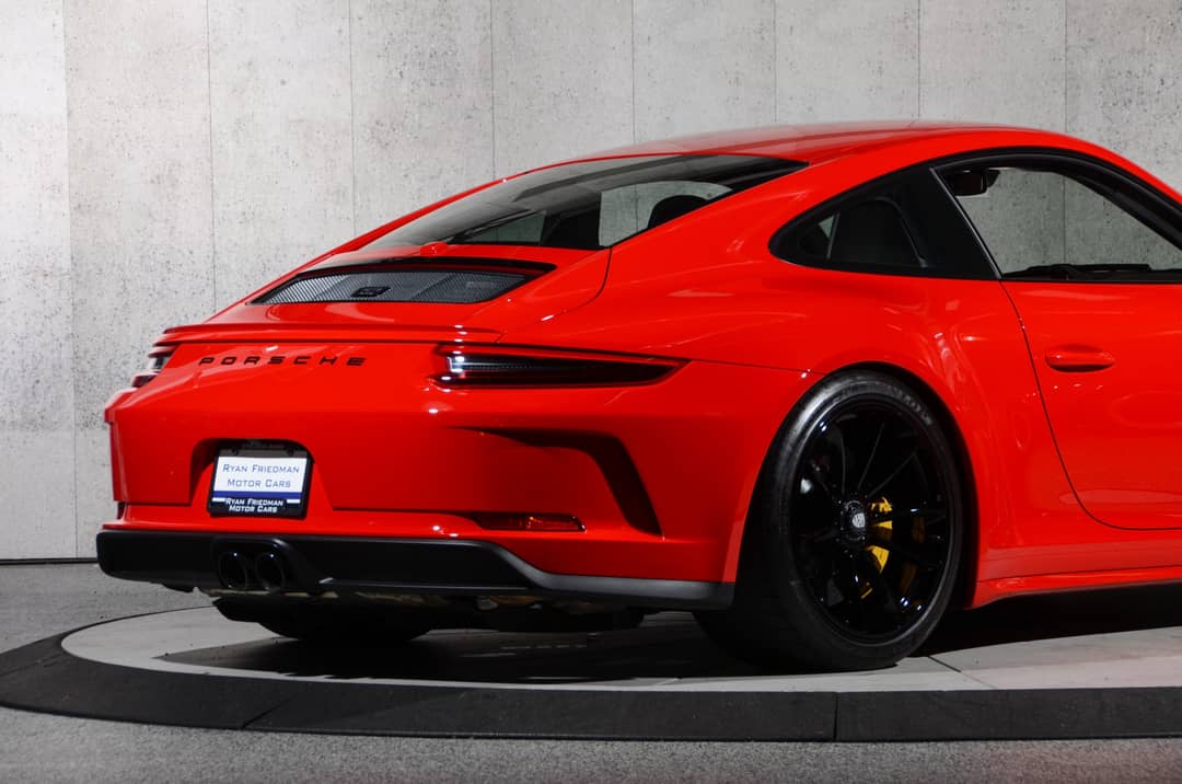 2018 Porsche 911 GT3 Touring — photo 30