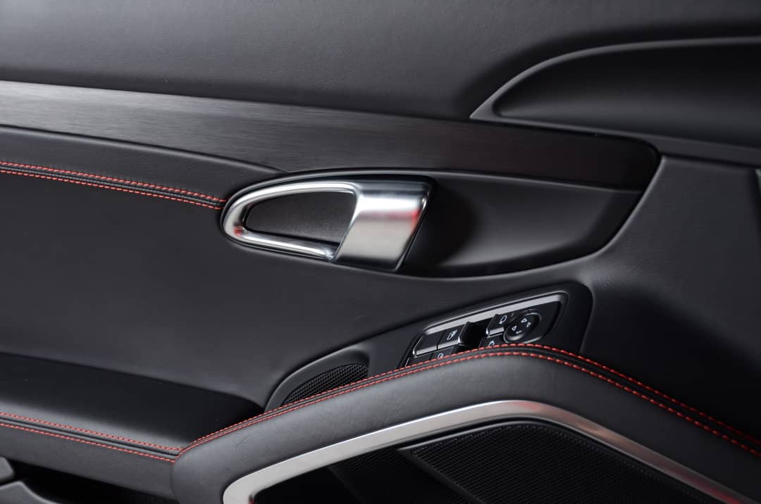 2018 Porsche 911 GT3 Touring — photo 44