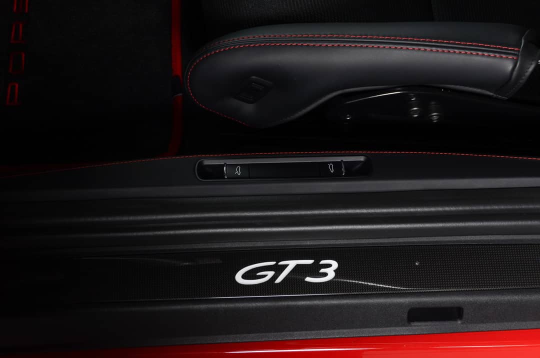 2018 Porsche 911 GT3 Touring — photo 59
