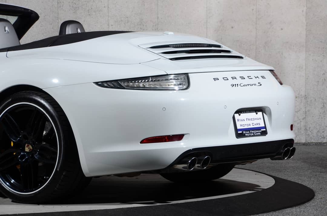 2013 Porsche 911 Carrera S — photo 24