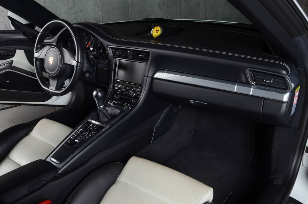 2013 Porsche 911 Carrera S — photo 35