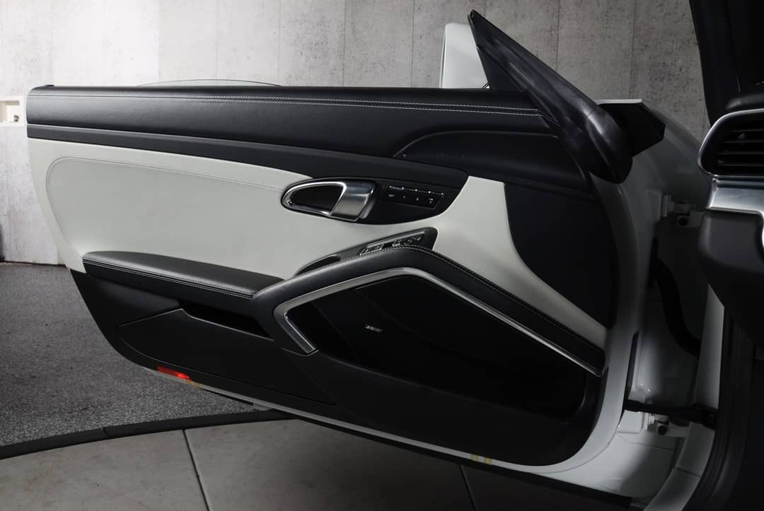 2013 Porsche 911 Carrera S — photo 39
