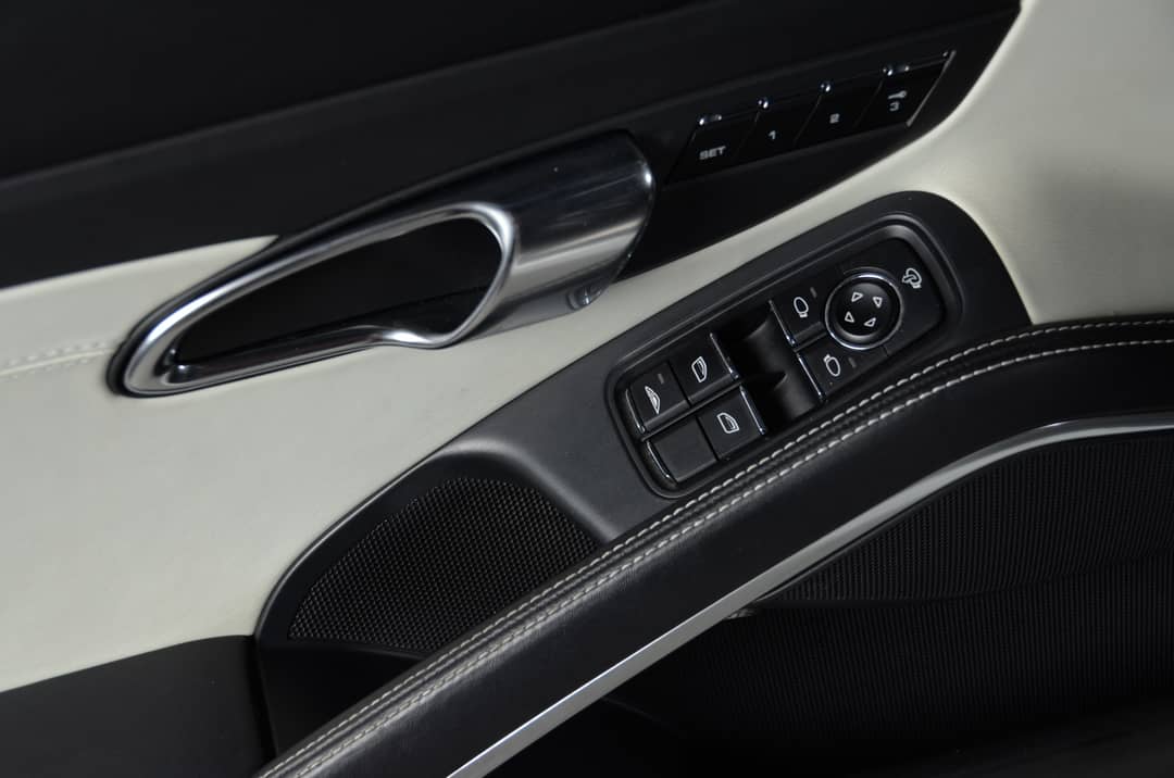 2013 Porsche 911 Carrera S — photo 43