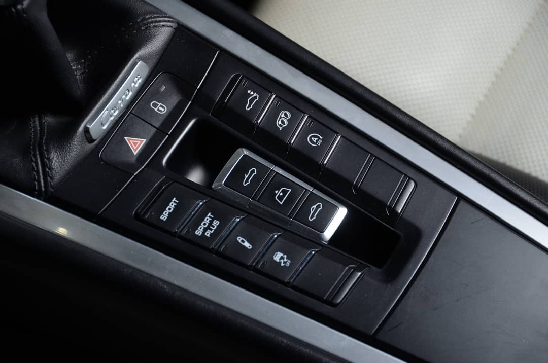 2013 Porsche 911 Carrera S — photo 45