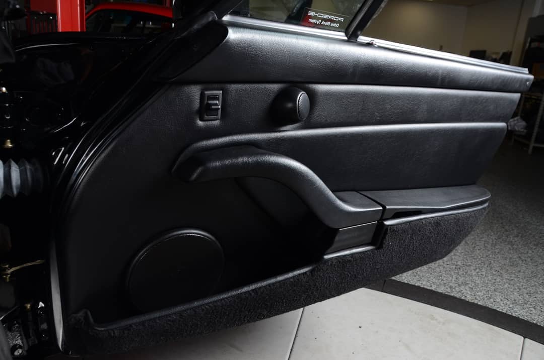1998 Porsche 911 Carrera — photo 41