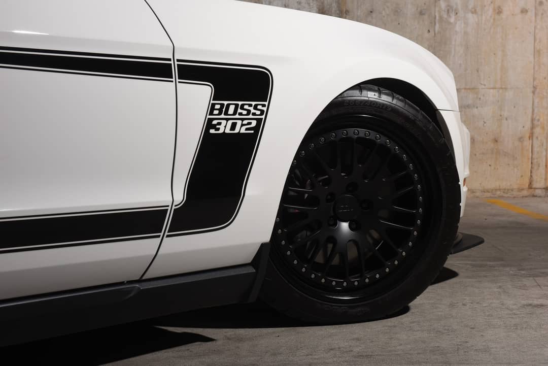 2012 Ford Mustang Boss 302 — photo 21