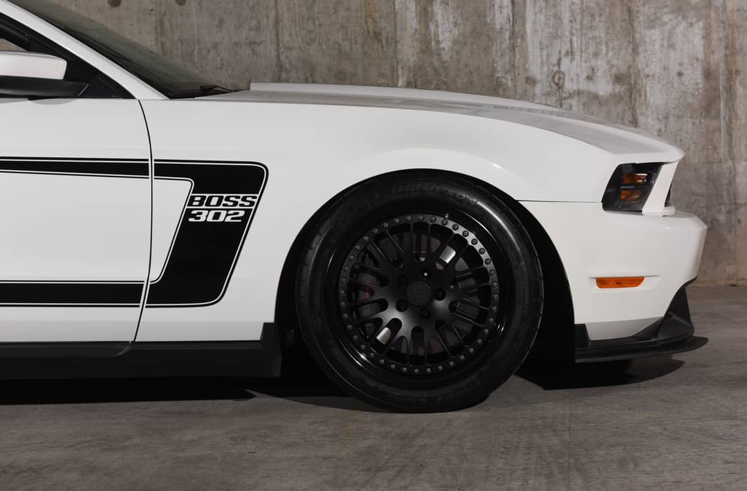2012 Ford Mustang Boss 302 — photo 22