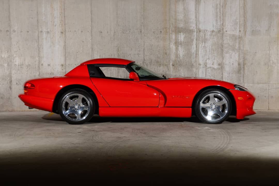 2001 Dodge Viper RT/10 — photo 2
