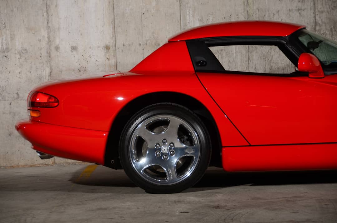 2001 Dodge Viper RT/10 — photo 10