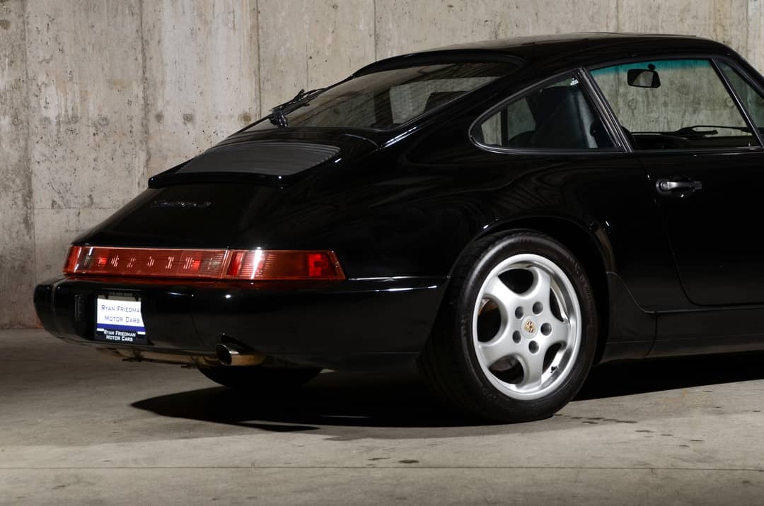 1993 Porsche 911 Carrera 2 — photo 2