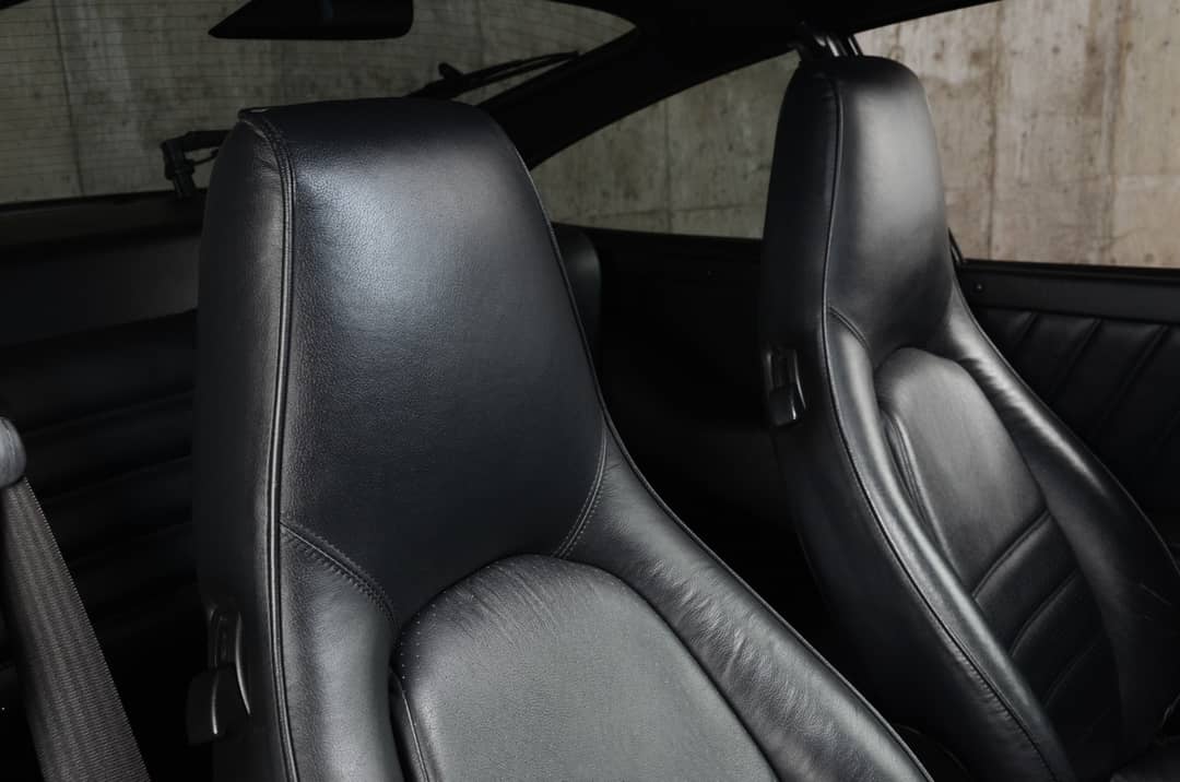 1993 Porsche 911 Carrera 2 — photo 14