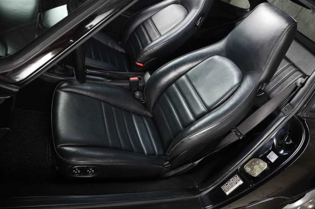 1993 Porsche 911 Carrera 2 — photo 21