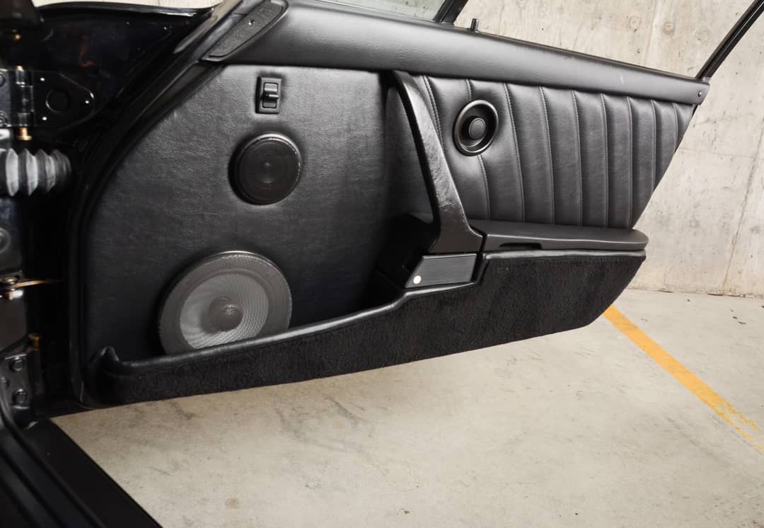 1993 Porsche 911 Carrera 2 — photo 37
