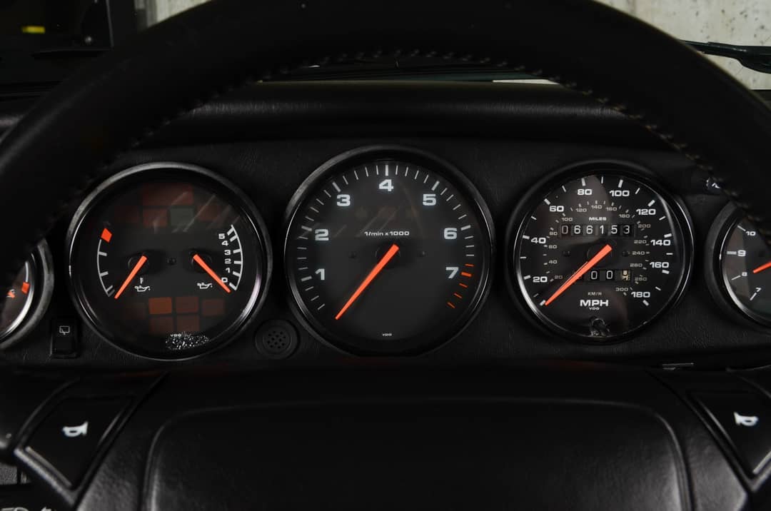 1993 Porsche 911 Carrera 2 — photo 43