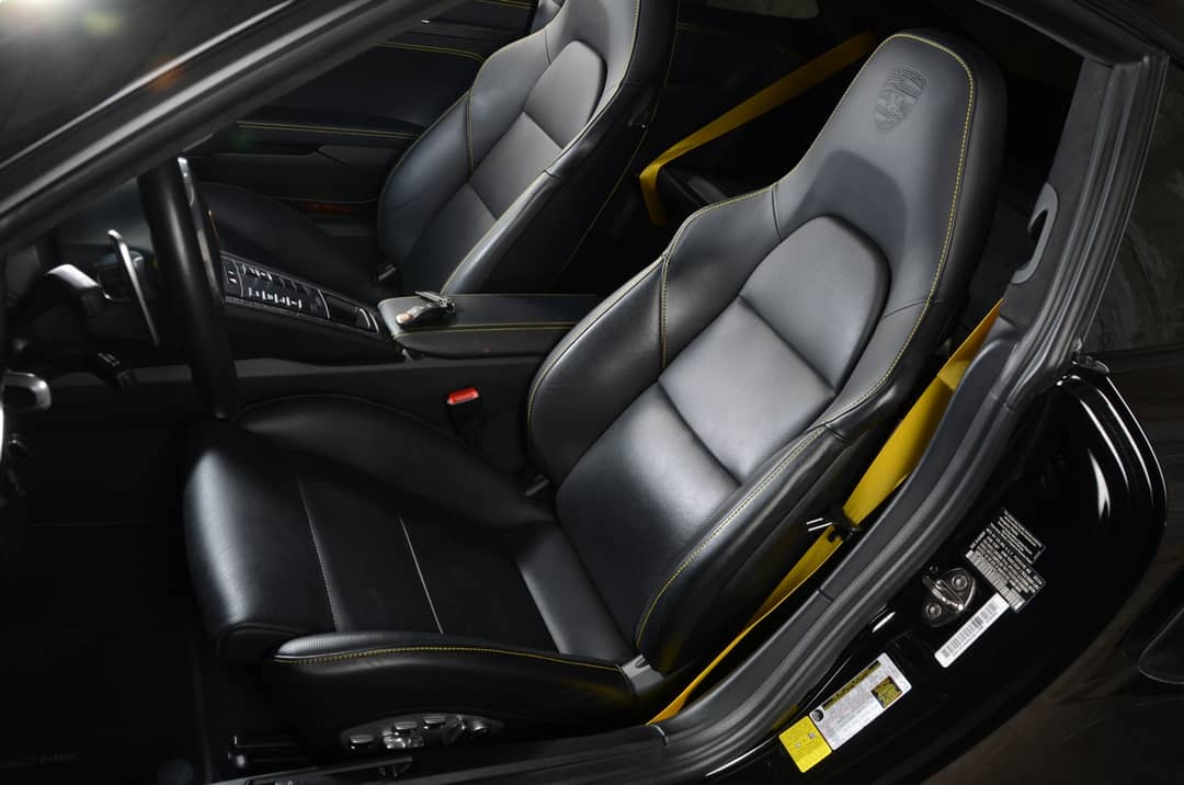 2015 Porsche 911 Turbo S — photo 20