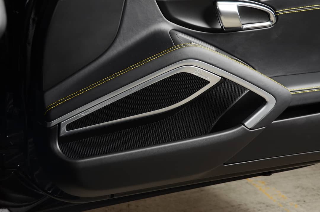 2015 Porsche 911 Turbo S — photo 42