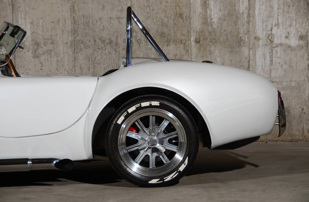 1965 Shelby Cobra — photo 23