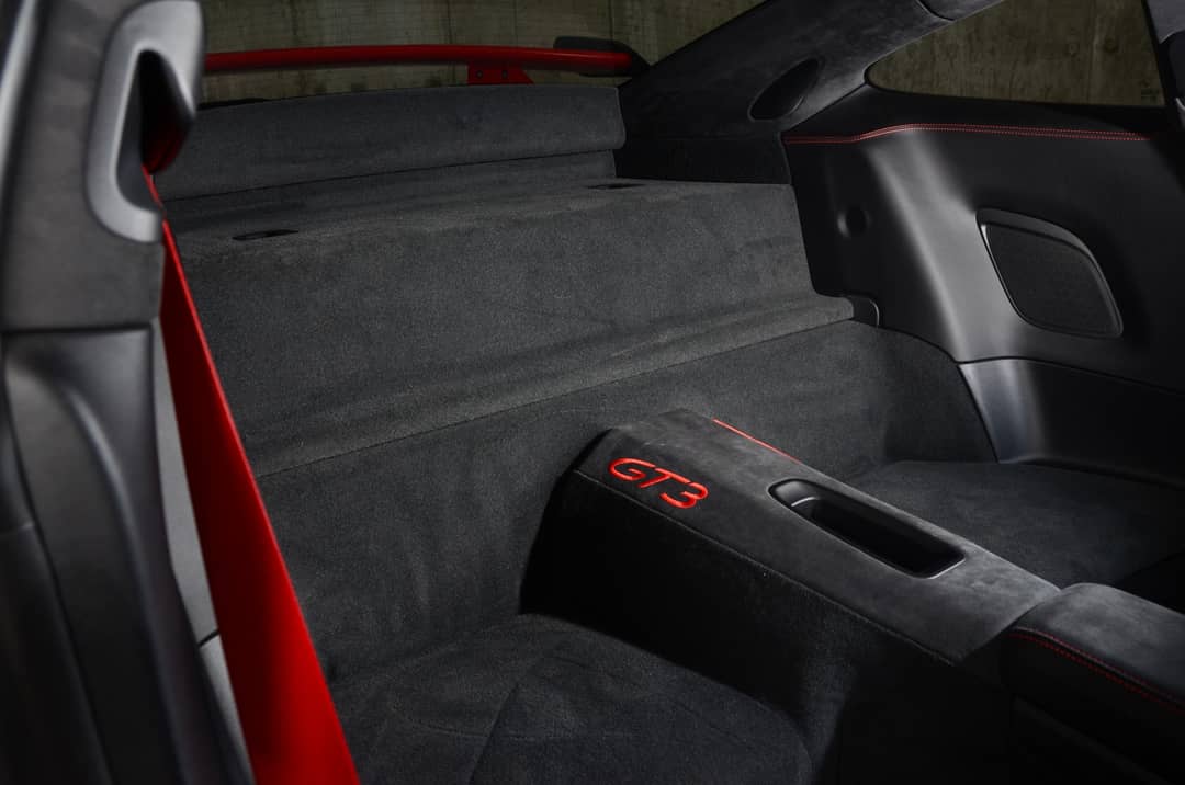 2018 Porsche 911 GT3 — photo 12