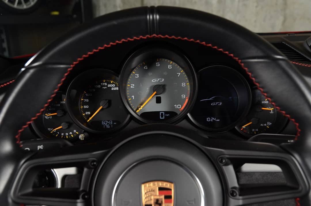 2018 Porsche 911 GT3 — photo 43