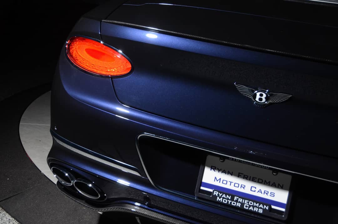 2022 Bentley Continental GTC V8 Mulliner — photo 26