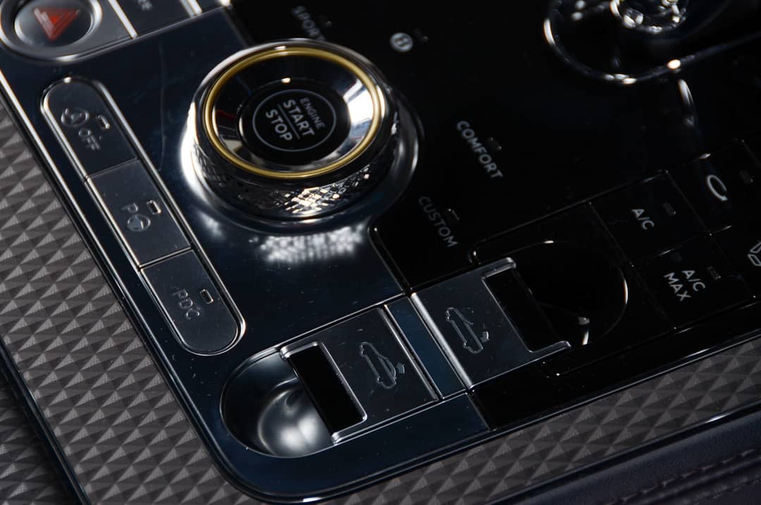 2022 Bentley Continental GTC V8 Mulliner — photo 36