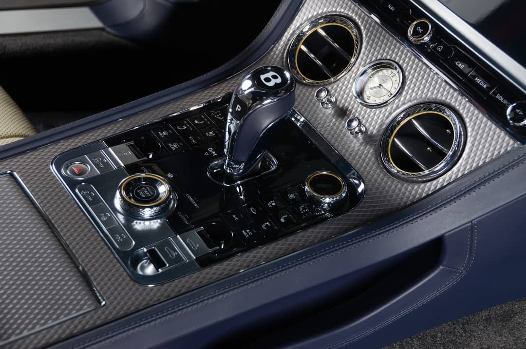 2022 Bentley Continental GTC V8 Mulliner — photo 37