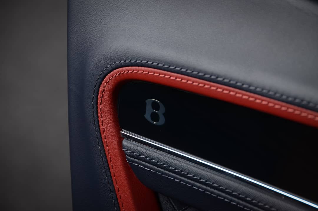 2022 Bentley Continental GTC V8 Mulliner — photo 46