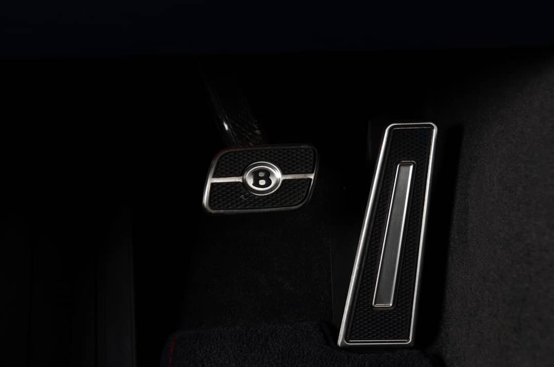 2022 Bentley Continental GTC V8 Mulliner — photo 49