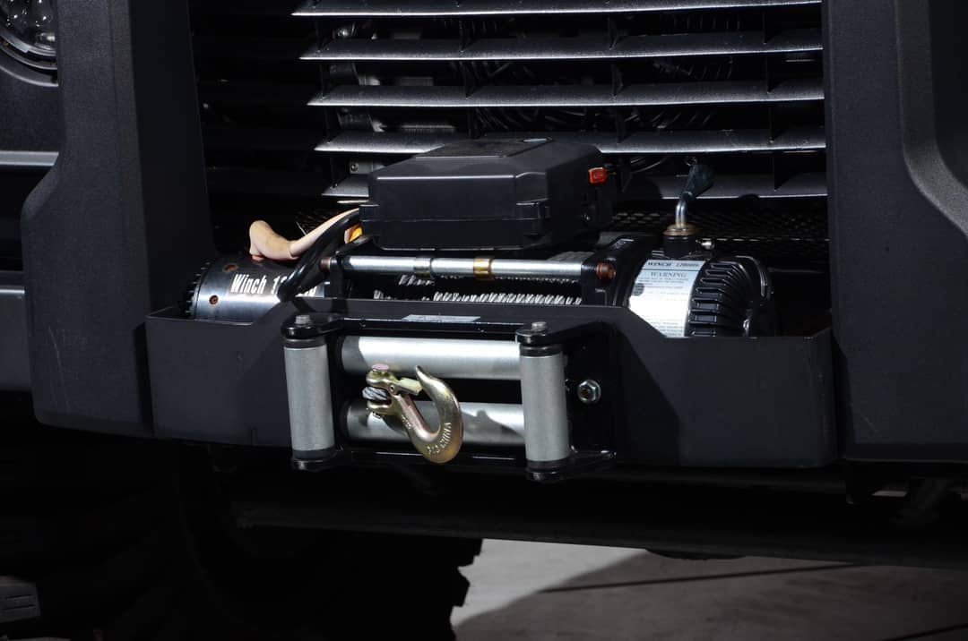 1991 Land Rover Defender 110 — photo 11