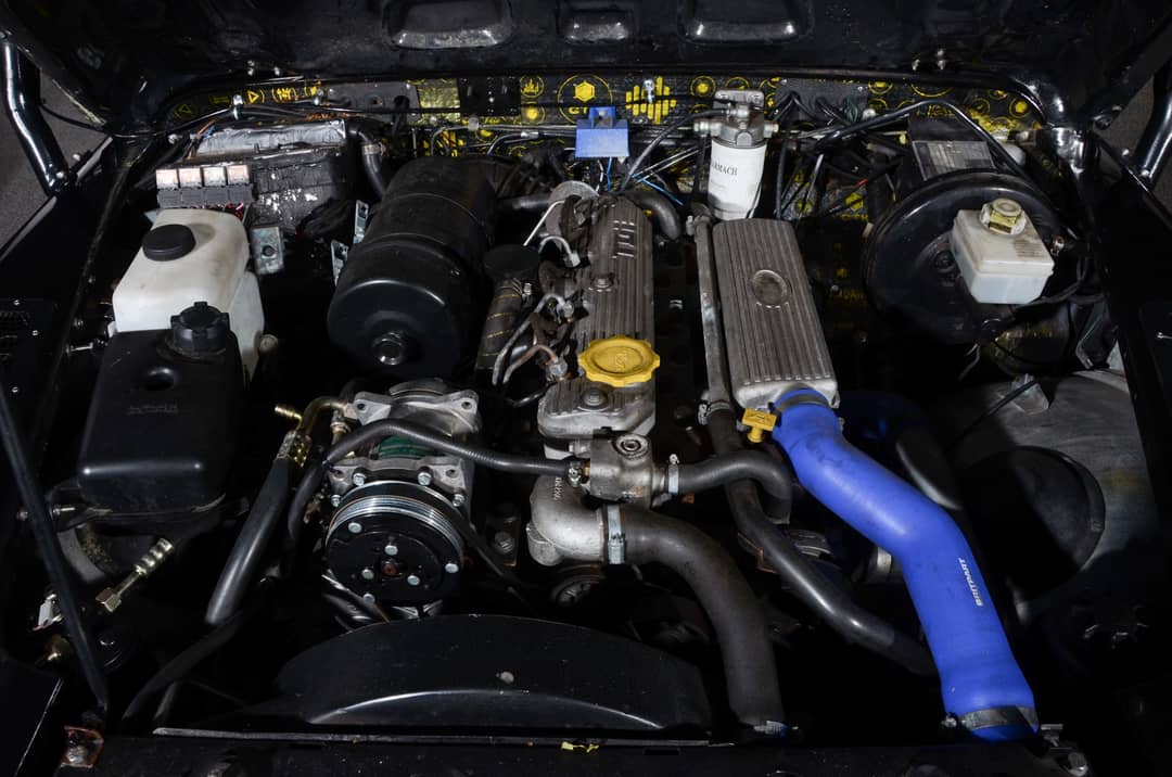 1991 Land Rover Defender 110 — photo 14