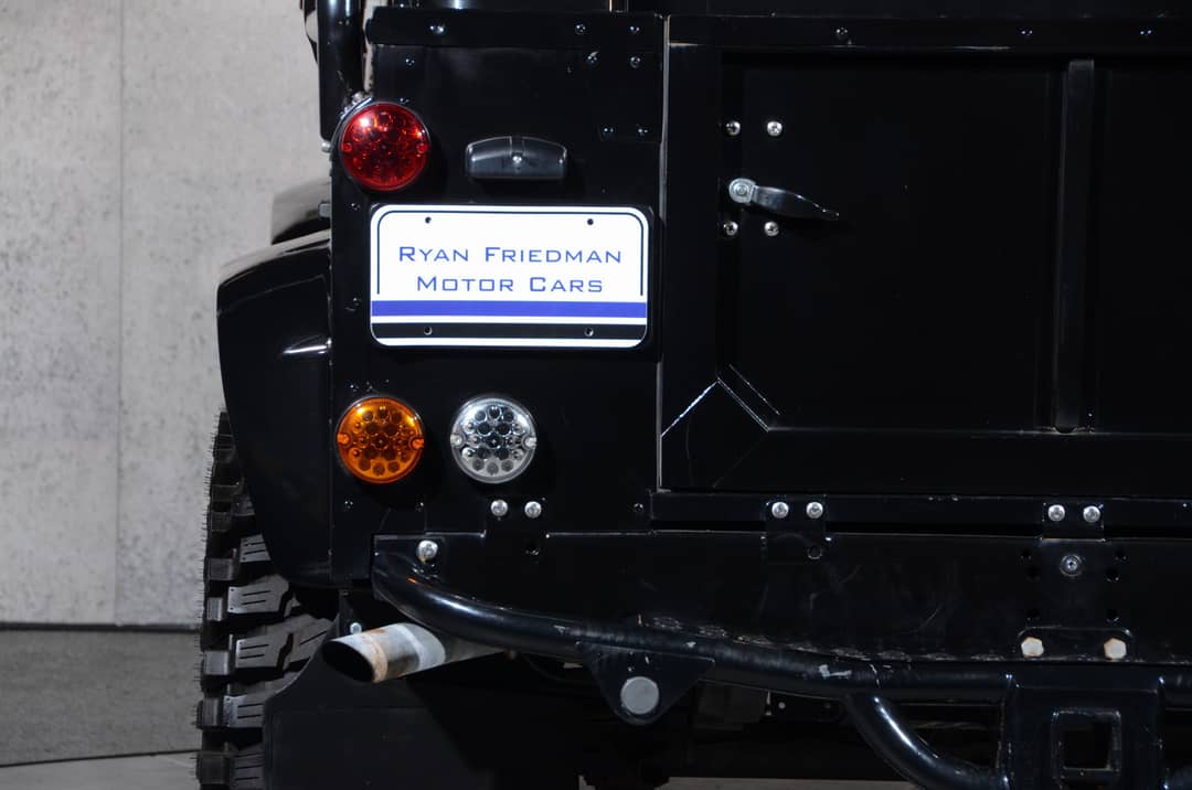 1991 Land Rover Defender 110 — photo 27