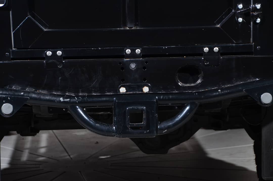 1991 Land Rover Defender 110 — photo 28