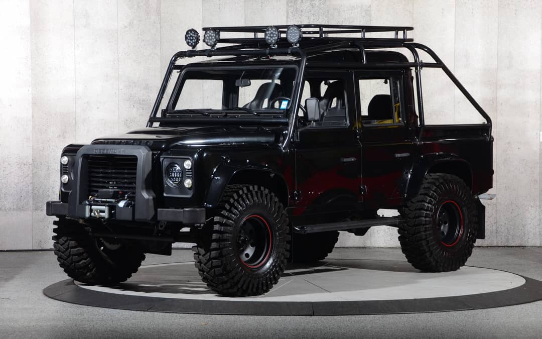1991 Land Rover Defender 110 — photo 5