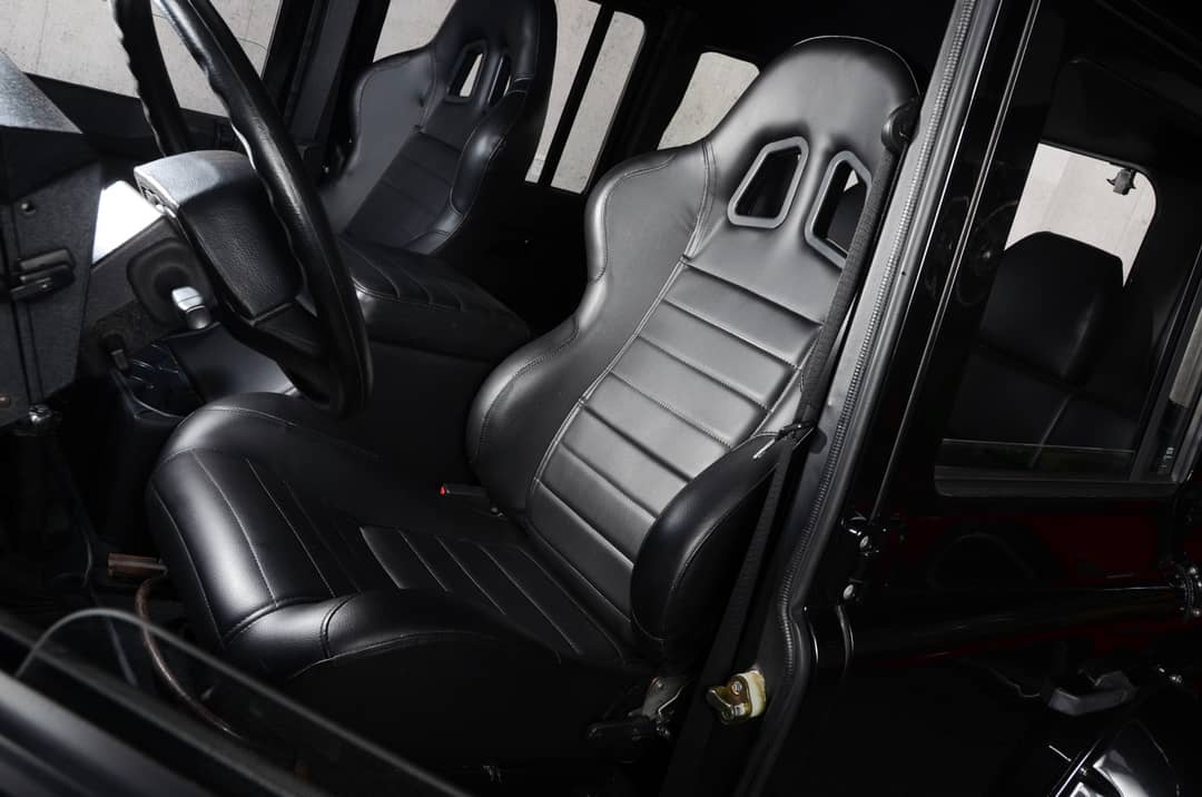 1991 Land Rover Defender 110 — photo 47