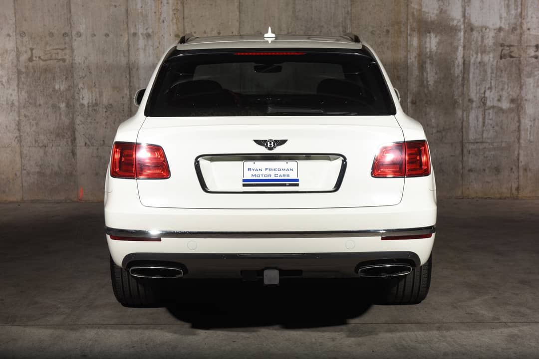 2018 Bentley Bentayga Activity Edition — photo 11