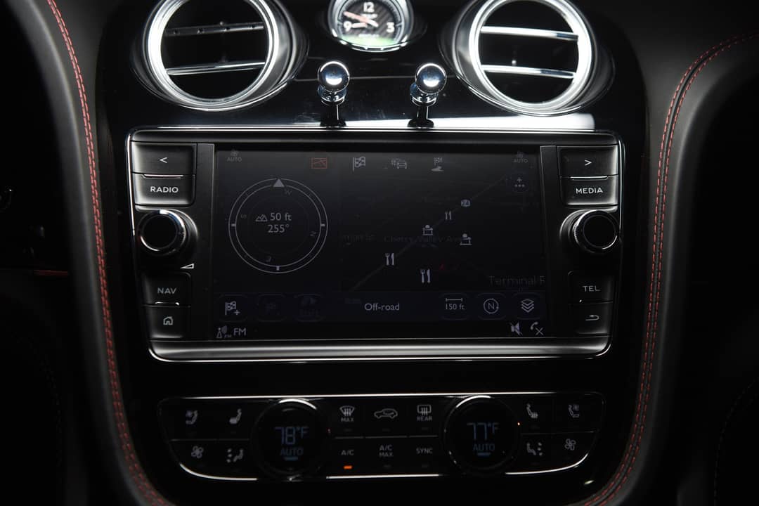 2018 Bentley Bentayga Activity Edition — photo 20