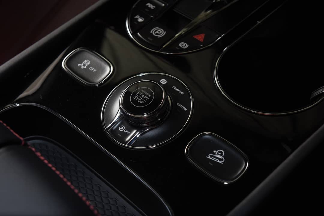 2018 Bentley Bentayga Activity Edition — photo 23