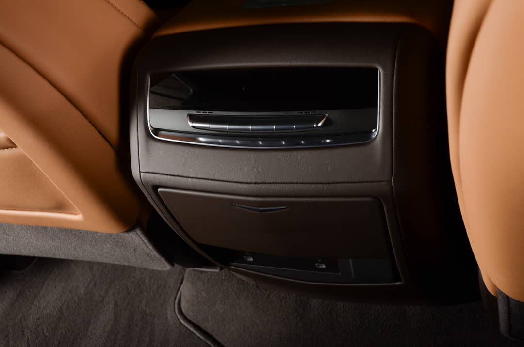 2023 Cadillac Escalade Sport — photo 30